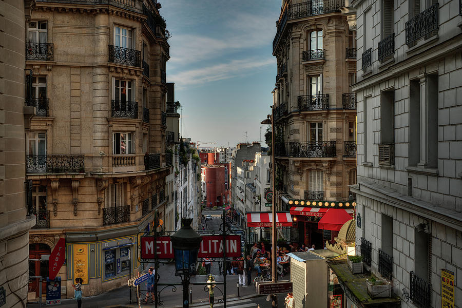 Paris - Montmartre Streetscape 004 Photograph by Lance Vaughn