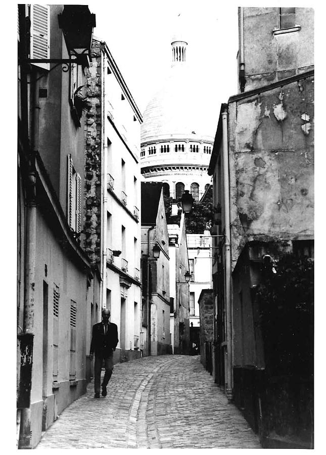 Paris Street Photograph Montmartre Photograph by Gordon Lukesh Paris Street Photograph Montmartre Photograph by Gordon Lukesh