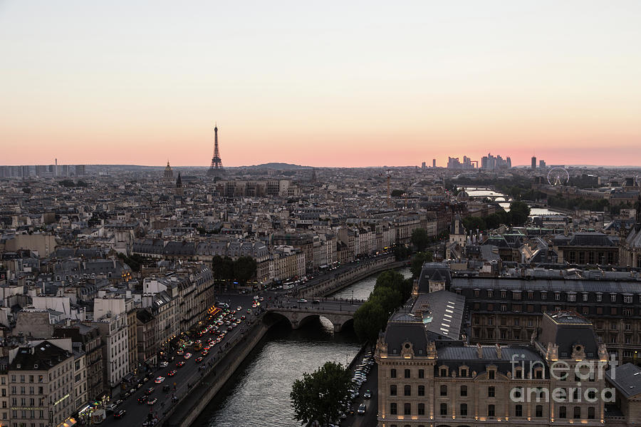 Paris sunset Photograph by Didier Marti