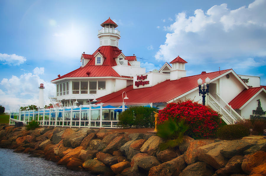 Parkers Lighthouse Restaurant Photograph by Thomas Woolworth