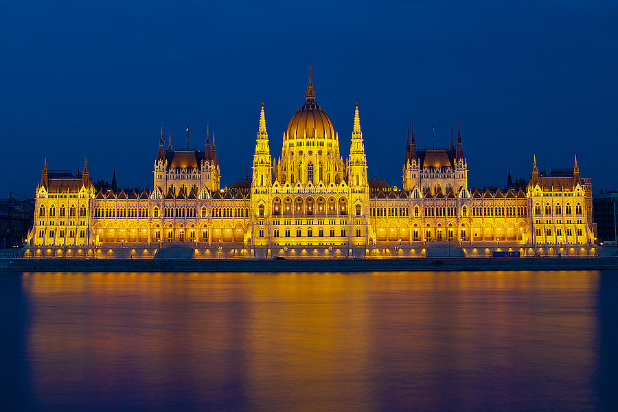 Parliament on the Danube Photograph by Peter Kennett