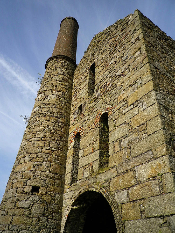 Pascoes Shaft Pumping Engine House  Photograph by Richard Brookes