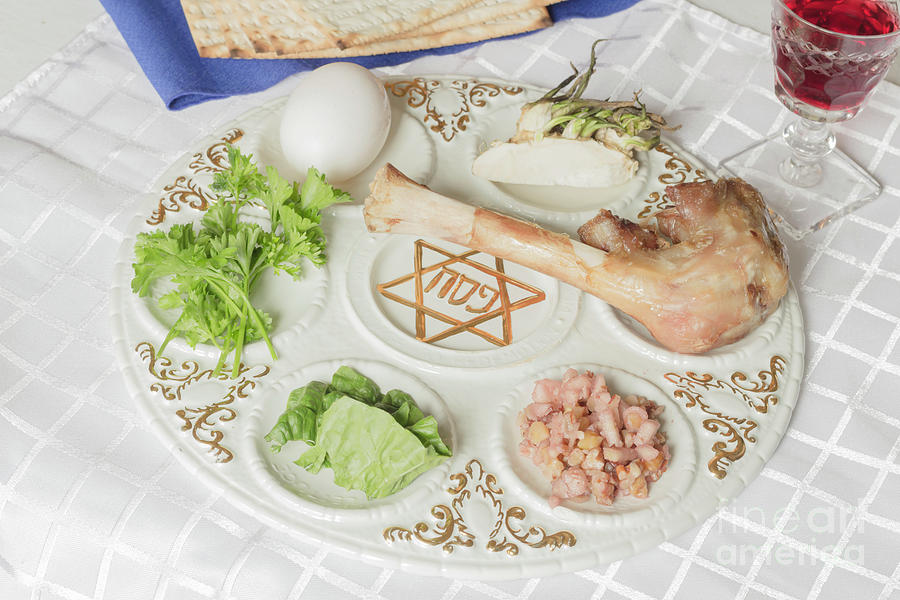 Passover Seder Plate Photograph by Ezume Images - Fine Art America