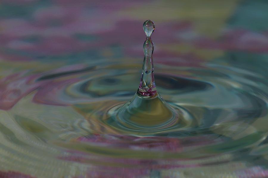 Abstract Photograph - Pastel Water Sculpture 8 by Kristina Jones