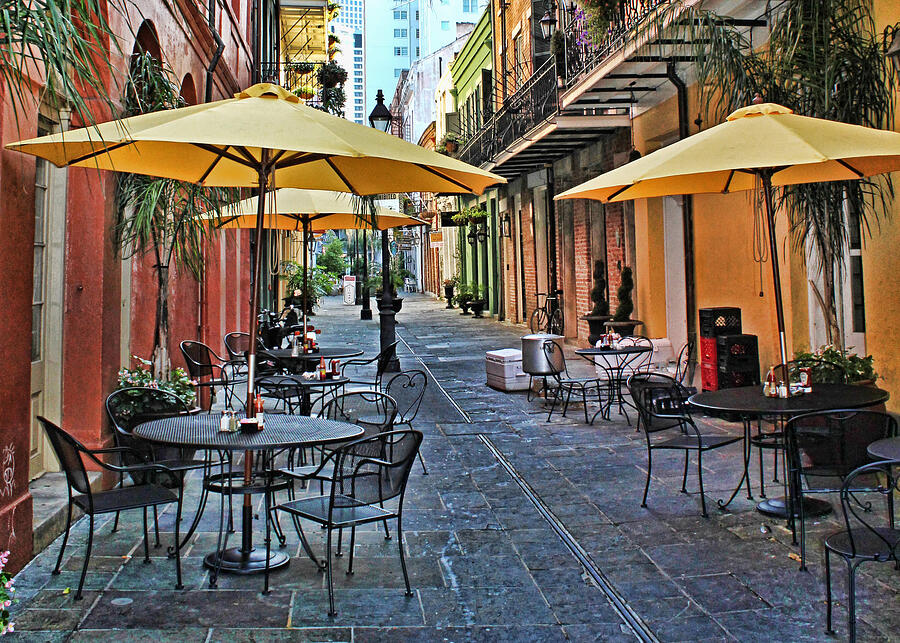 Patio Cafe in New Orleans Photograph by Judy Vincent