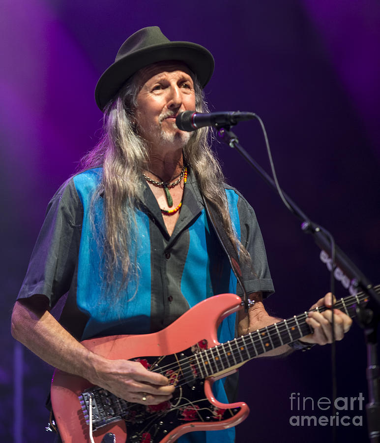 Patrick Simmons with The Doobie Brothers Photograph by David Oppenheimer