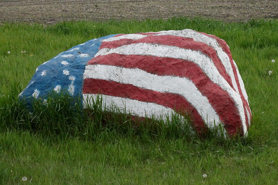 patriotic-rock-wayne-williams.jpg