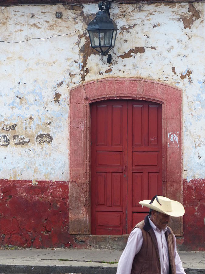 Patzcuaro Street Scene Photograph by Rosanne Licciardi