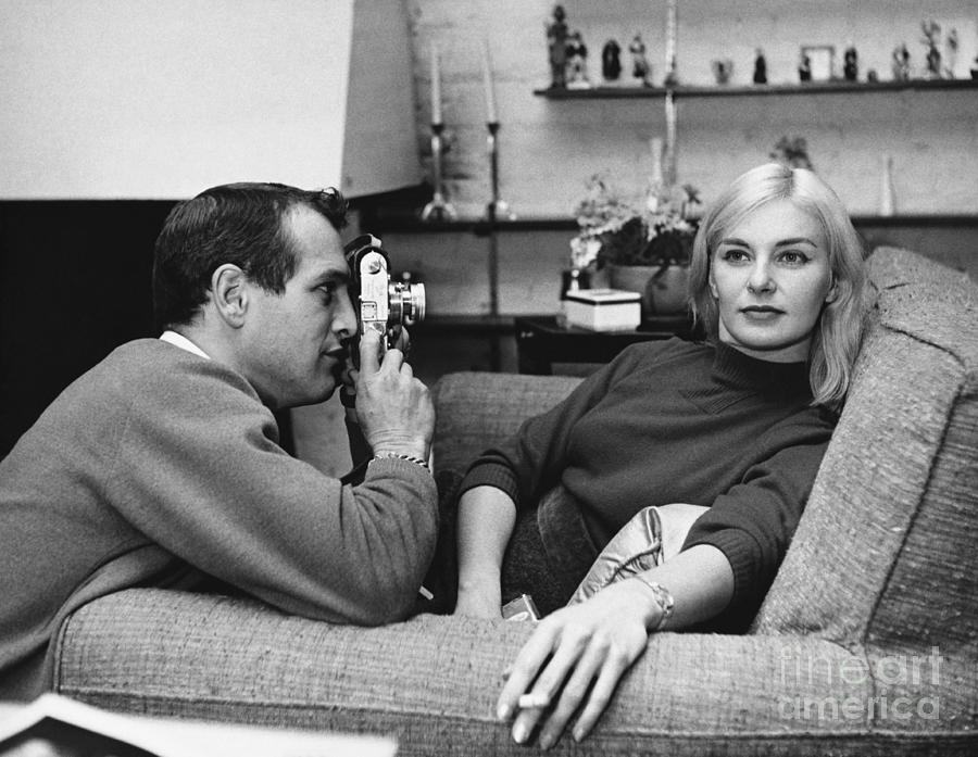 Paul Newman and Joanne Woodward Photograph by Louis Goldman