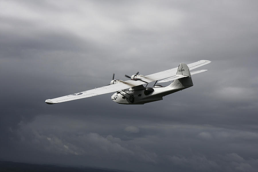 Pby Catalina Vintage Flying Boat Photograph by Daniel Karlsson