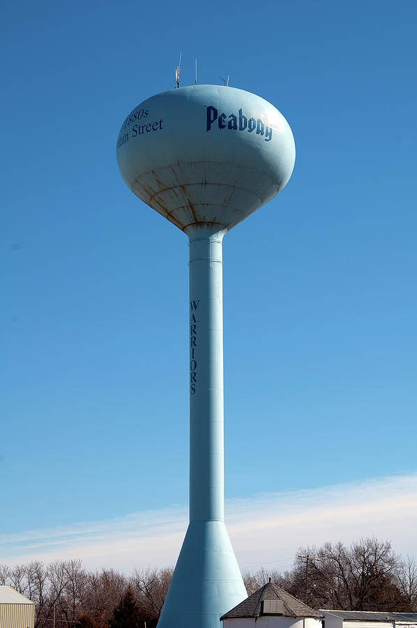 Peabody Kansas Watertower Photograph by Tim McCuiston - Pixels