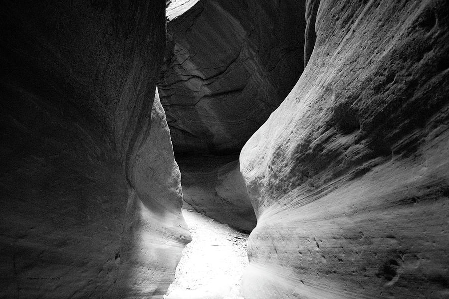 Peek A Boo Canyon Utah 06 BW Photograph by Thomas Woolworth