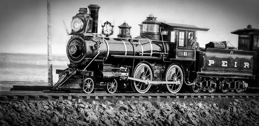Peir Locomotive #21 Photograph by Franchi Torres