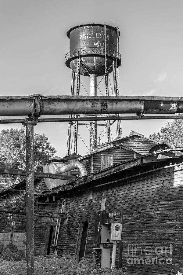 Pendleton Oil Mill Photograph