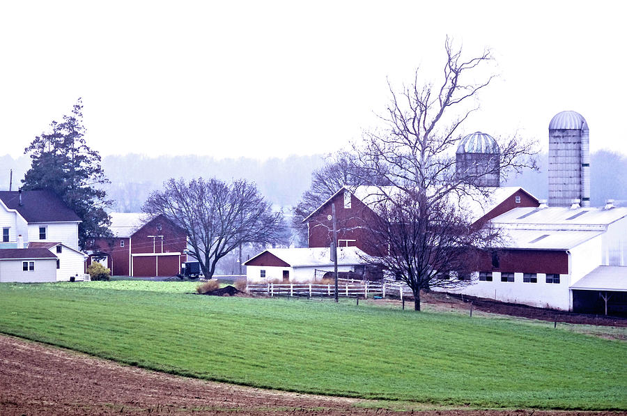 Pennsylvania Dutch Farmland Photograph by Susan Maxwell Schmidt