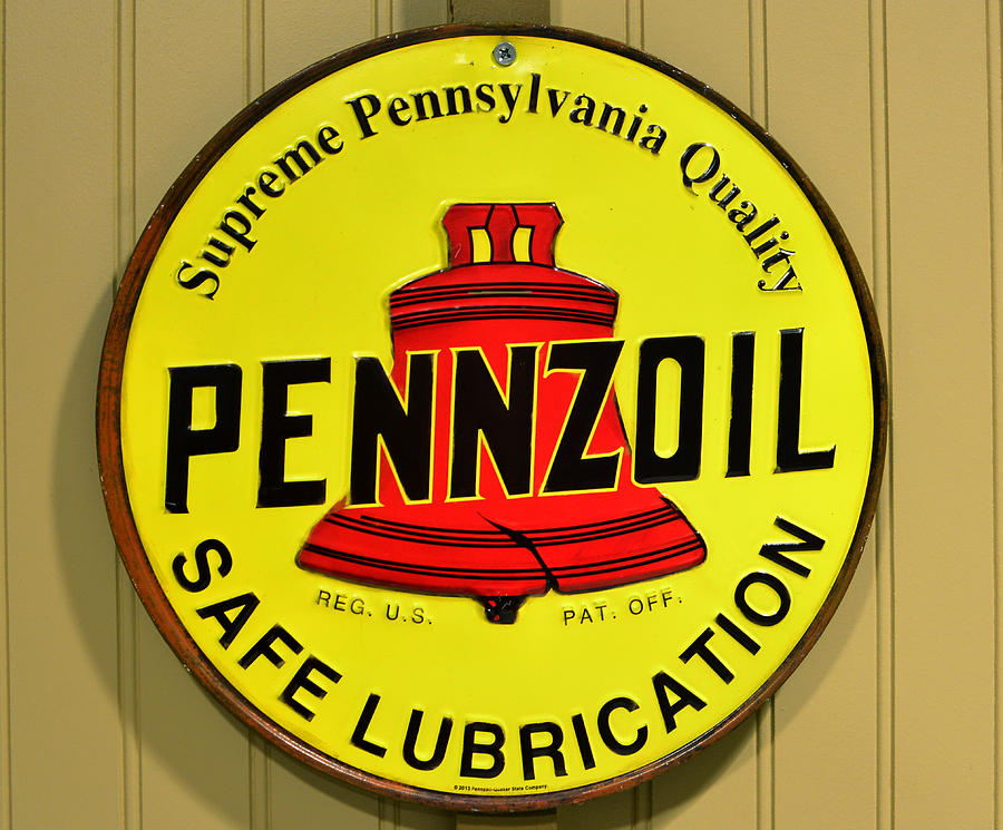 Pennzoil sign Photograph by David Lee Thompson