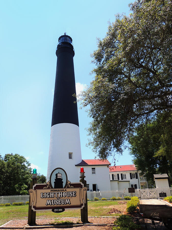 Pensacola Light Photograph by Gordon Beck - Fine Art America