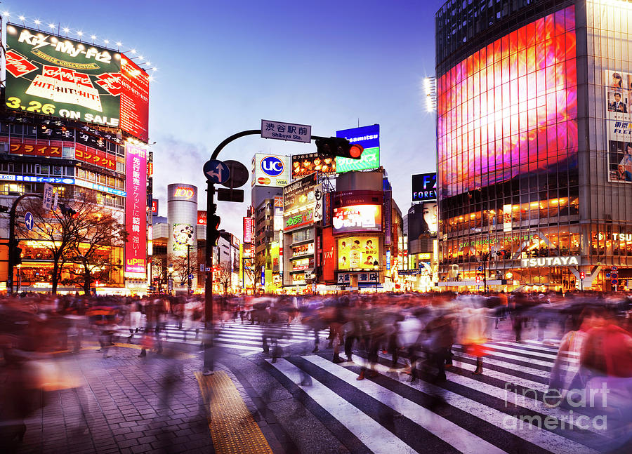 People On Busy Interesection Shibuya Station Street Crossing Tok Photograph By Awen Fine Art Prints