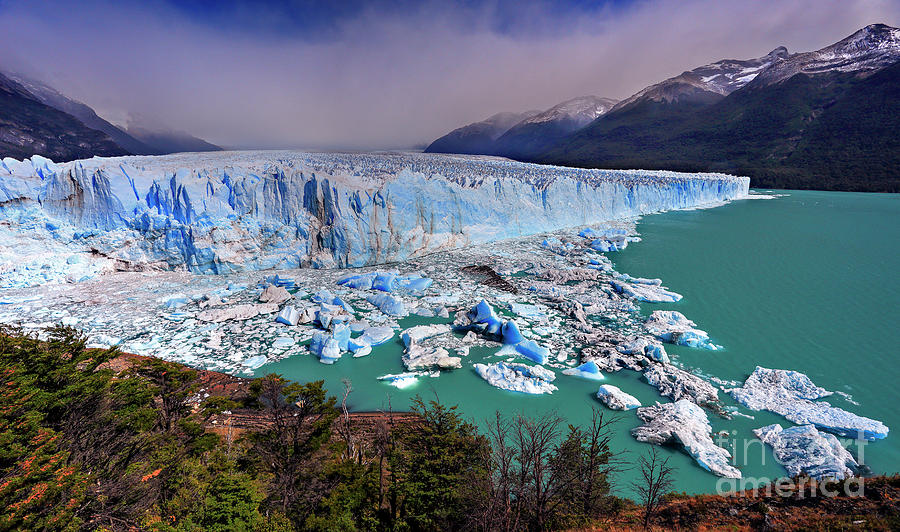 Perito Moreno 2016-04 Photograph by Bernardo Galmarini