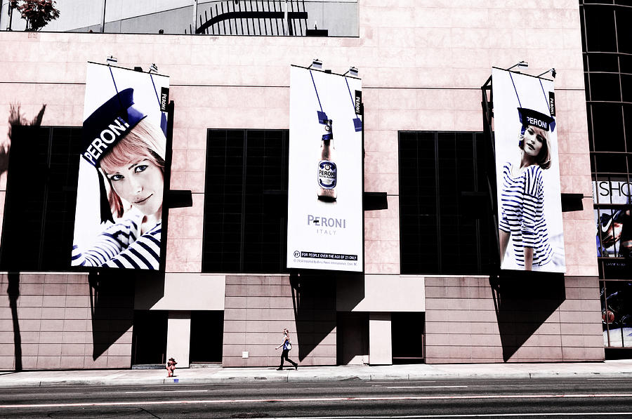 Peroni girls by Mick House Peroni girls by Mick House