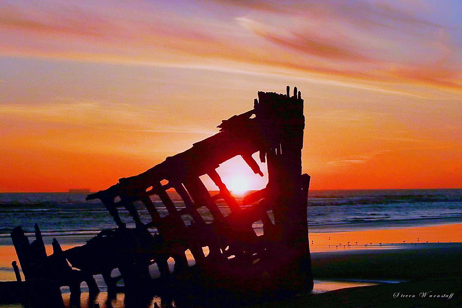 Peter Iredale Sunset Photograph by Steve Warnstaff