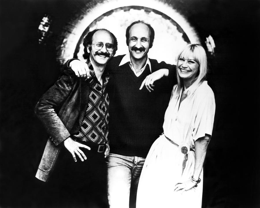 1970s Photograph - Peter Paul And Mary, Peter Yarrow, Paul by Everett