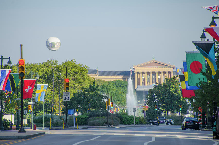 Philadelphia Art Museum and the Zoo Balloon Photograph by Bill Cannon