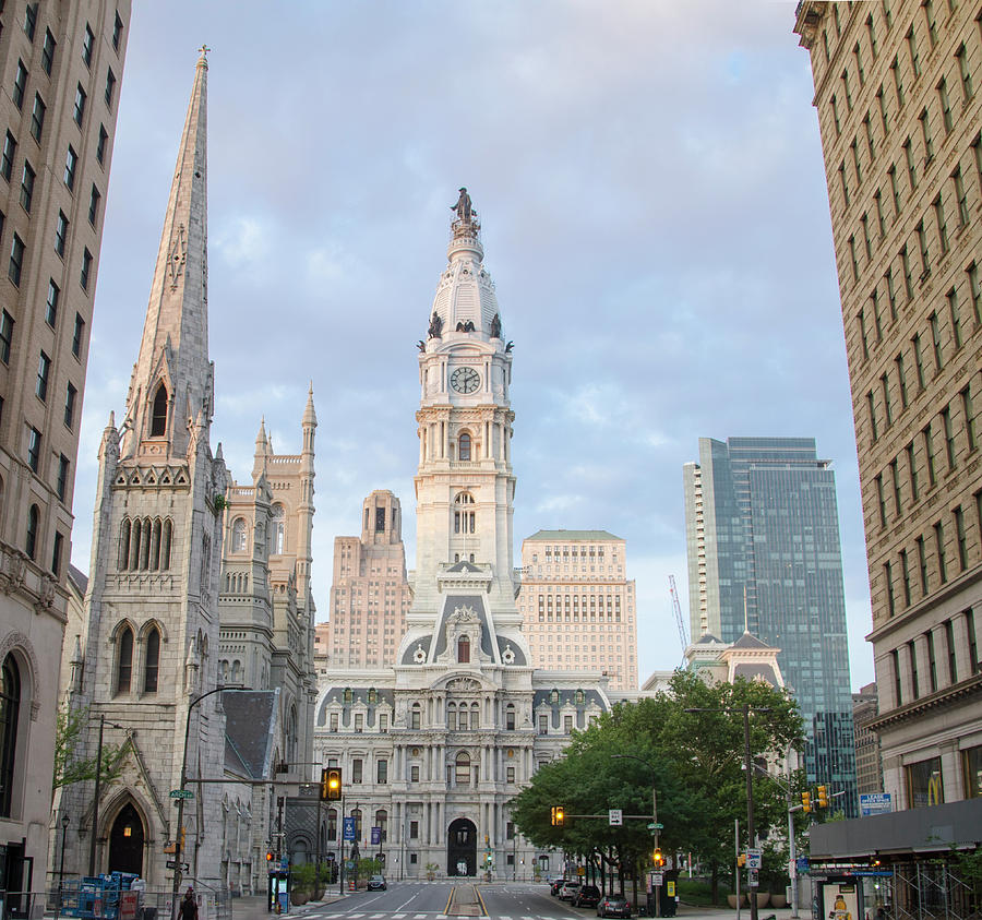 Philadelphia - Broad Street View of City Hall Photograph by Bill Cannon