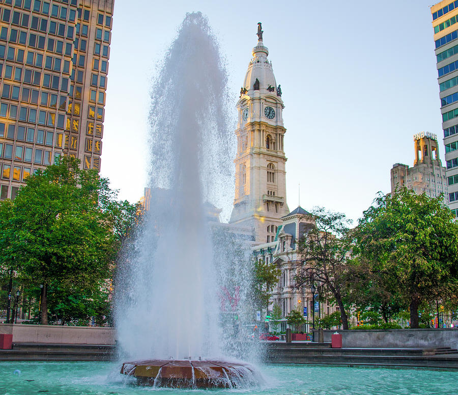 Philadelphia City Hall and Fountain at Love Park Photograph by Bill Cannon