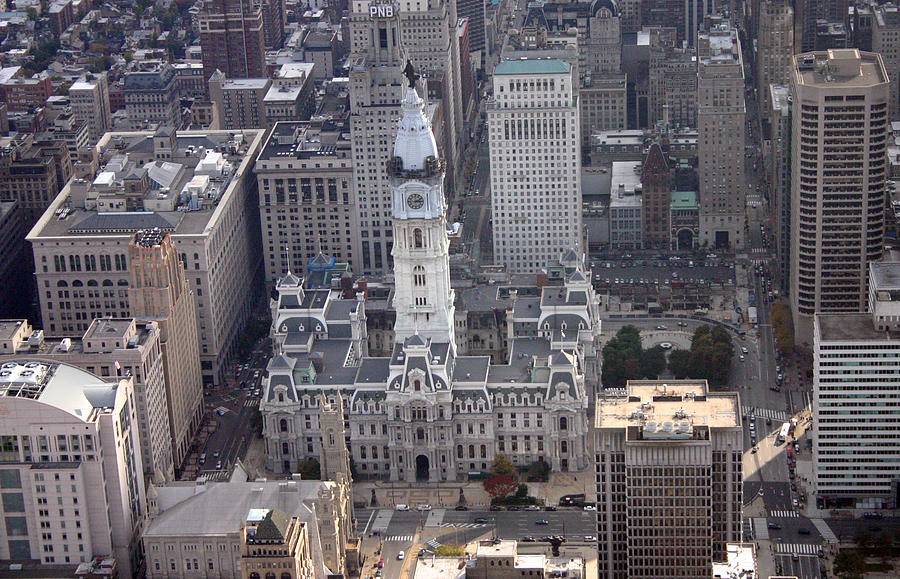 Philadelphia City Hall Broad St And Market St Philadelphia Pa 19107 Photograph By Duncan Pearson