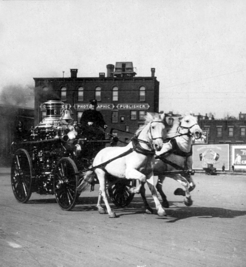 Philadelphia Fire Department Engine - c 1905 Photograph by International  Images