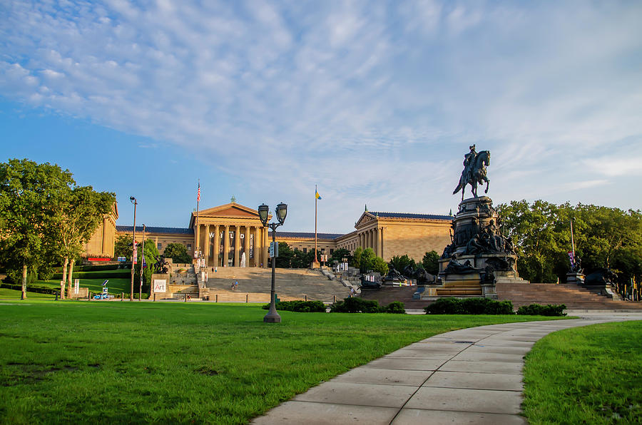 Philadelphia Sights - The Museum of Art Photograph by Bill Cannon