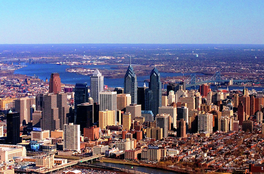 Philadelphia Photograph - Philadelphia Skyline 2005 by Duncan Pearson