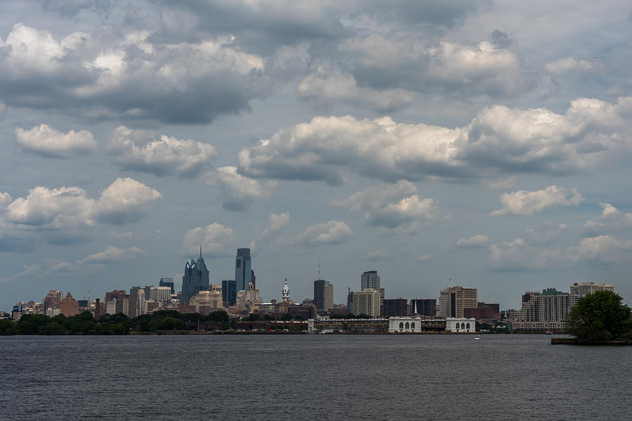 Philadelphia Skyline Photograph - Philadelphia Skyline Across The Delaware River by Terry DeLuco
