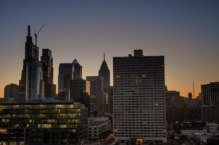 Philadelphia - The Coming Sunrise Photograph by Bill Cannon