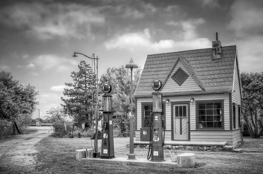 Phillips 66 Gas Station BW Photograph by James Barber