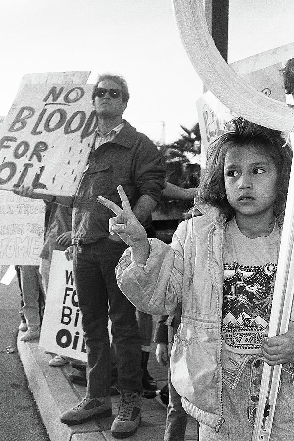 Photography homage Alfred Eisenstadt Hispanic girl V for victory sign Anti Gulf War rally Tucson AZ Photograph by David Lee Guss