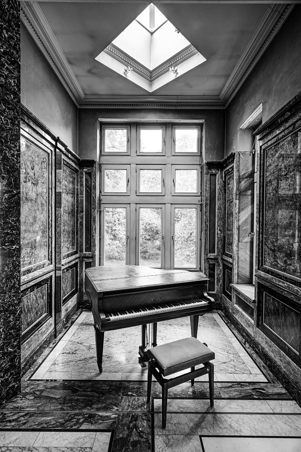 Castle Photograph - Piano Abandoned Castle Monochroom - Urban Exploration by Dirk Ercken