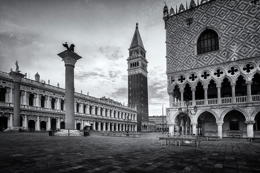 Black And White Photograph - Piazza San Marco by Andrew Soundarajan