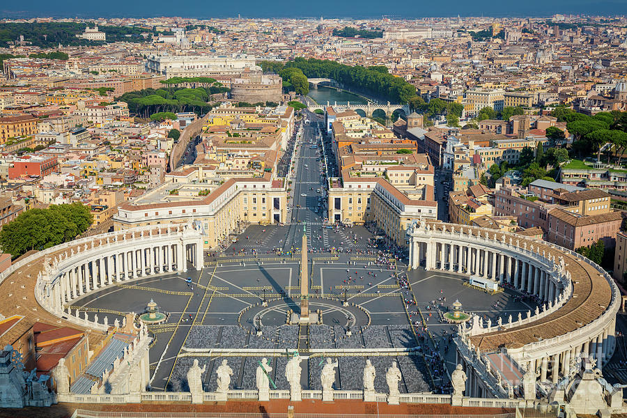 Architecture Photograph - Piazza San Pietro by Inge Johnsson