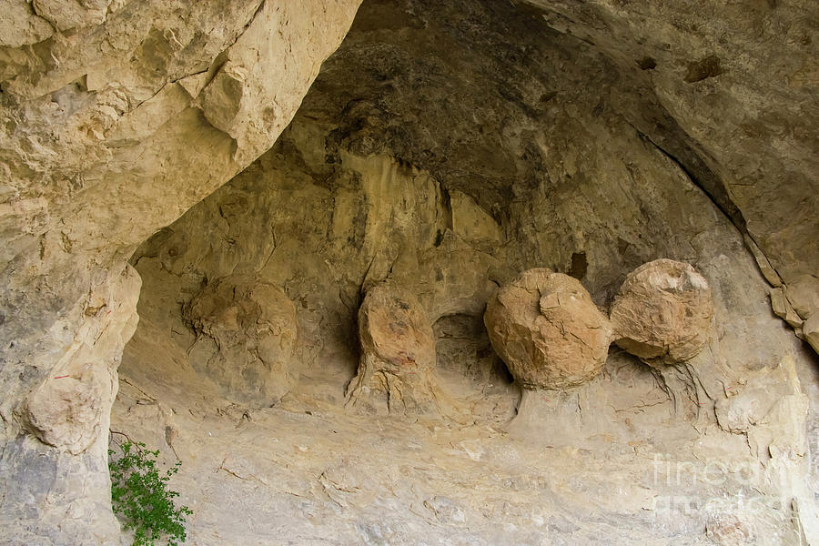 Billings Photograph - Pictograph Cave State Park Four by Bob Phillips