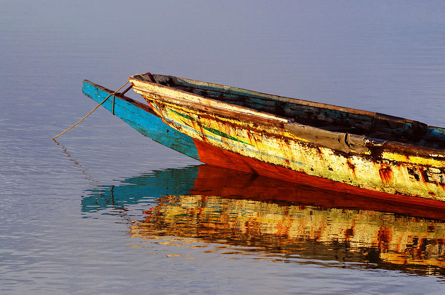 Fish Photograph - Picture of traditional boats captured in Senegal by Eduardo Huelin