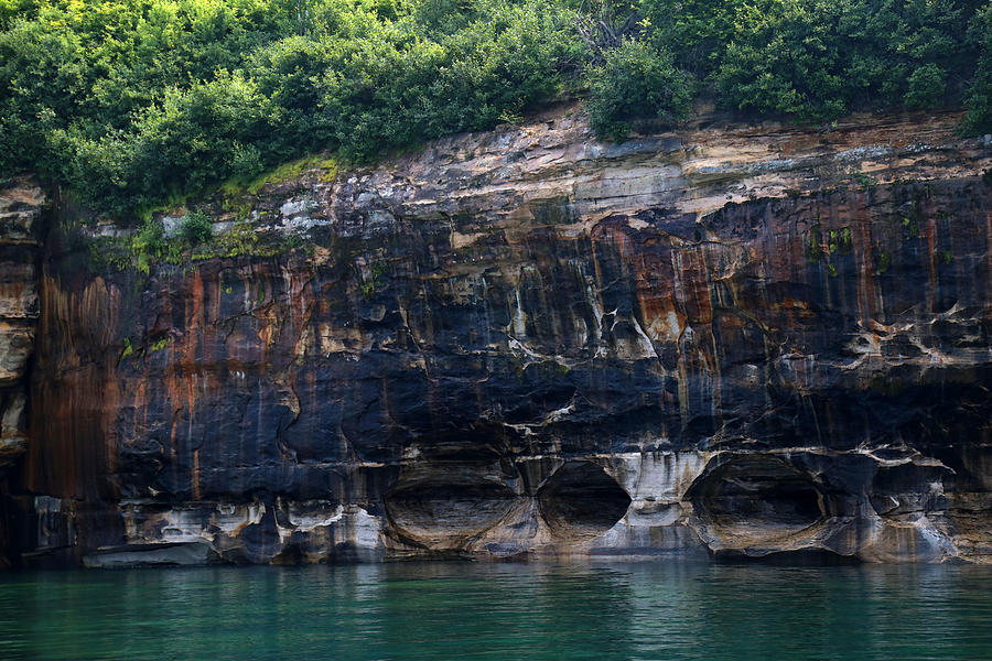 Pictured Rocks National Lakeshore 10 Photograph by Mary Bedy