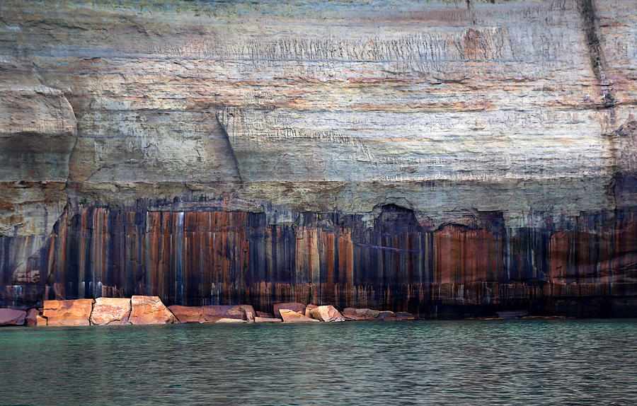 Pictured Rocks National Lakeshore 2 Photograph by Mary Bedy