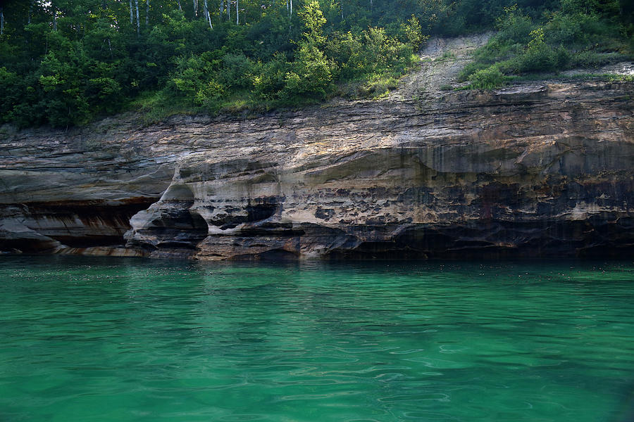Pictured Rocks National Lakeshore 7 Photograph by Mary Bedy
