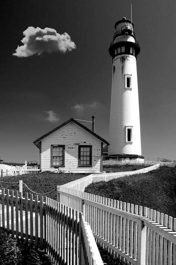 Piegon Point Lighthouse Photograph by Greg Waters