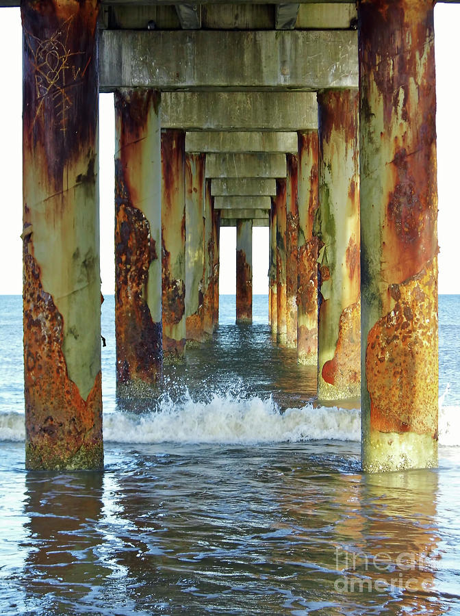 Pier Into The Atlantic Photograph by D Hackett