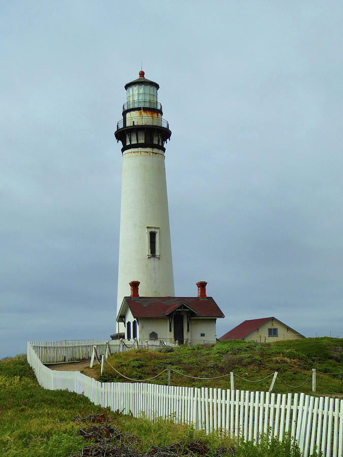 Pigeon Point Lighthouse  Photograph by Gordon Beck