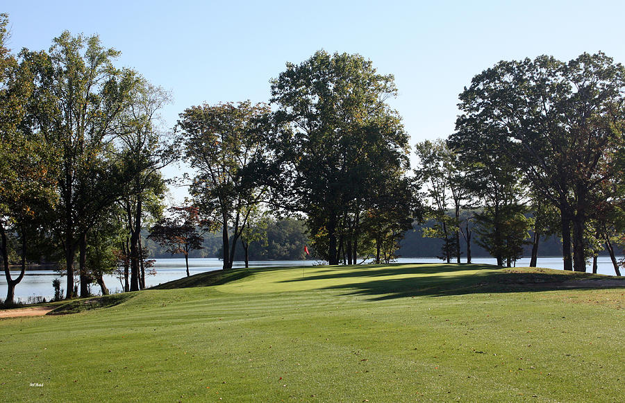 Pine Ridge Golf - The 15th with a Loch Raven Backdrop Photograph by Ronald Reid