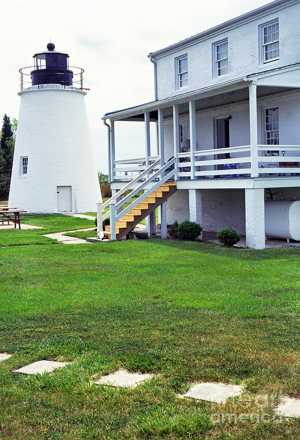 Piney Point Lighthouse Photograph by Thomas R Fletcher